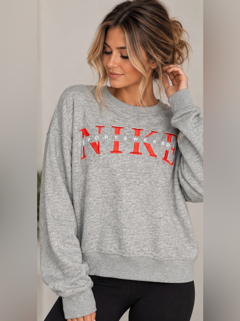 Nike Sweatshirt Gray Size Small Athletic Pullover
